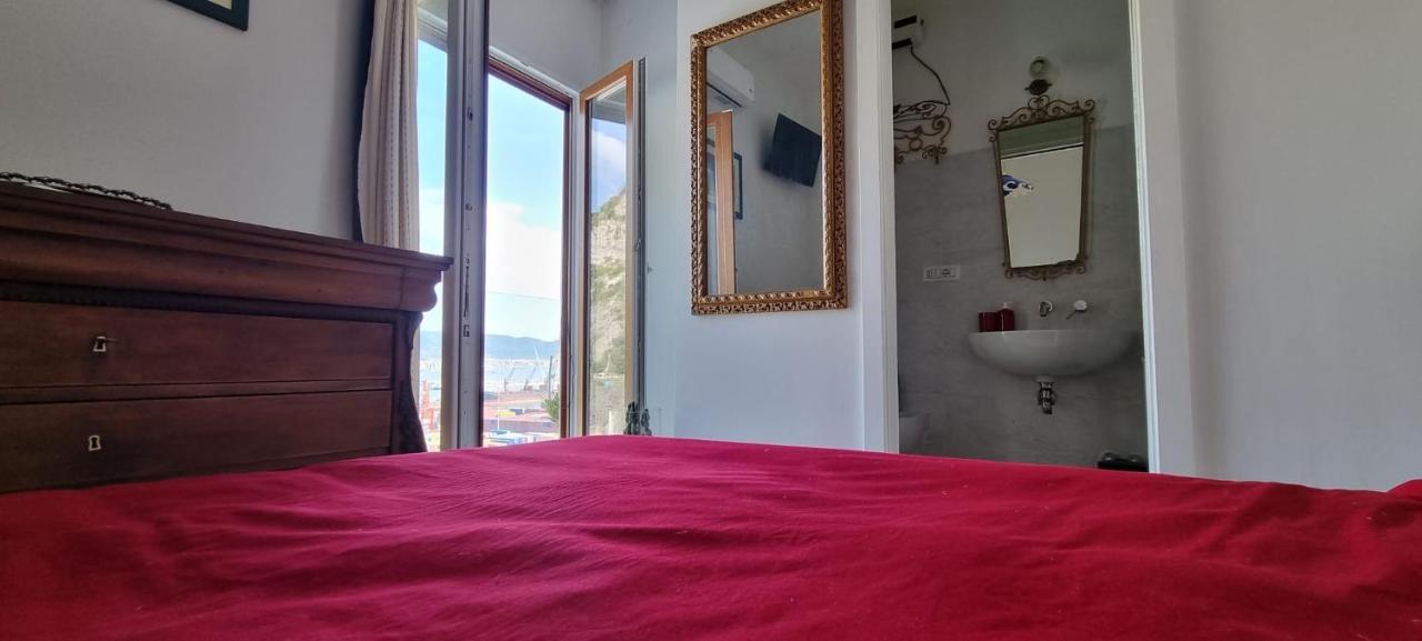 B&B Charming House Salerno Dış mekan fotoğraf