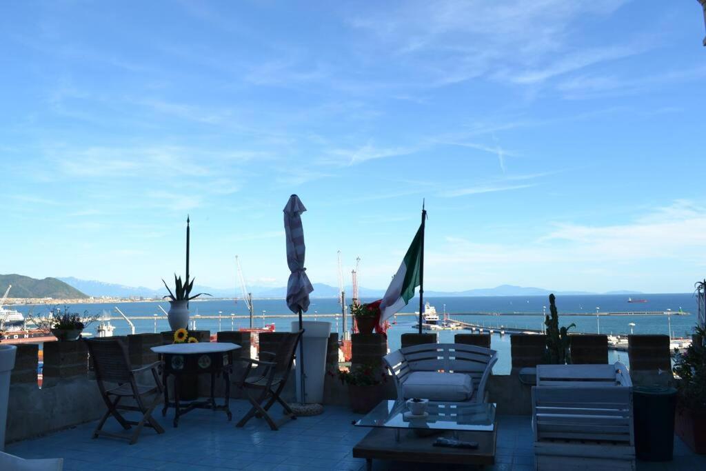 B&B Charming House Salerno Dış mekan fotoğraf